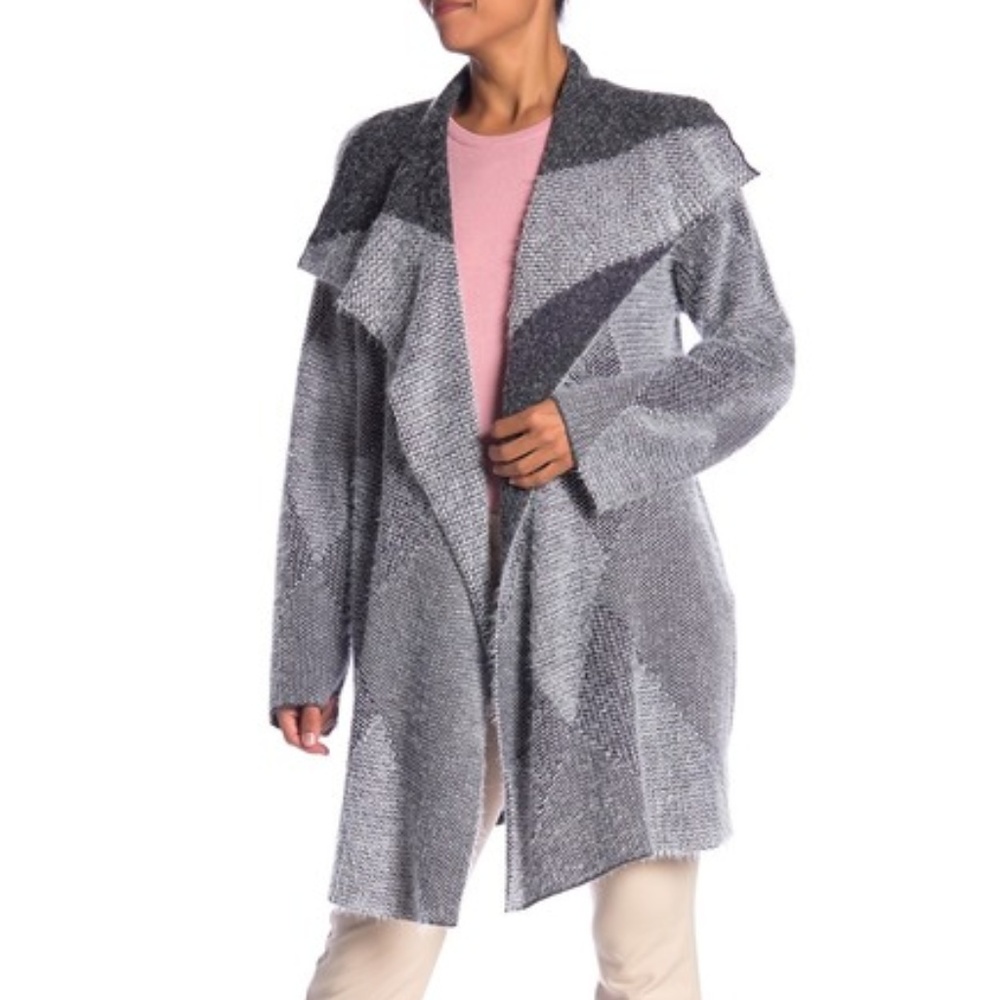 St. John Collection | Blanket Knit Shawl Collar L